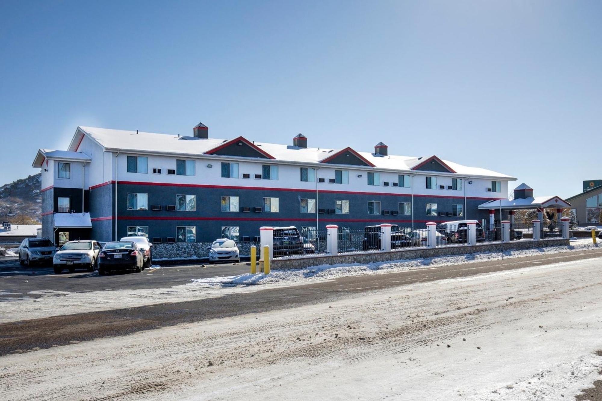 Oyo Hotel Castle Rock Co Downtown Bagian luar foto