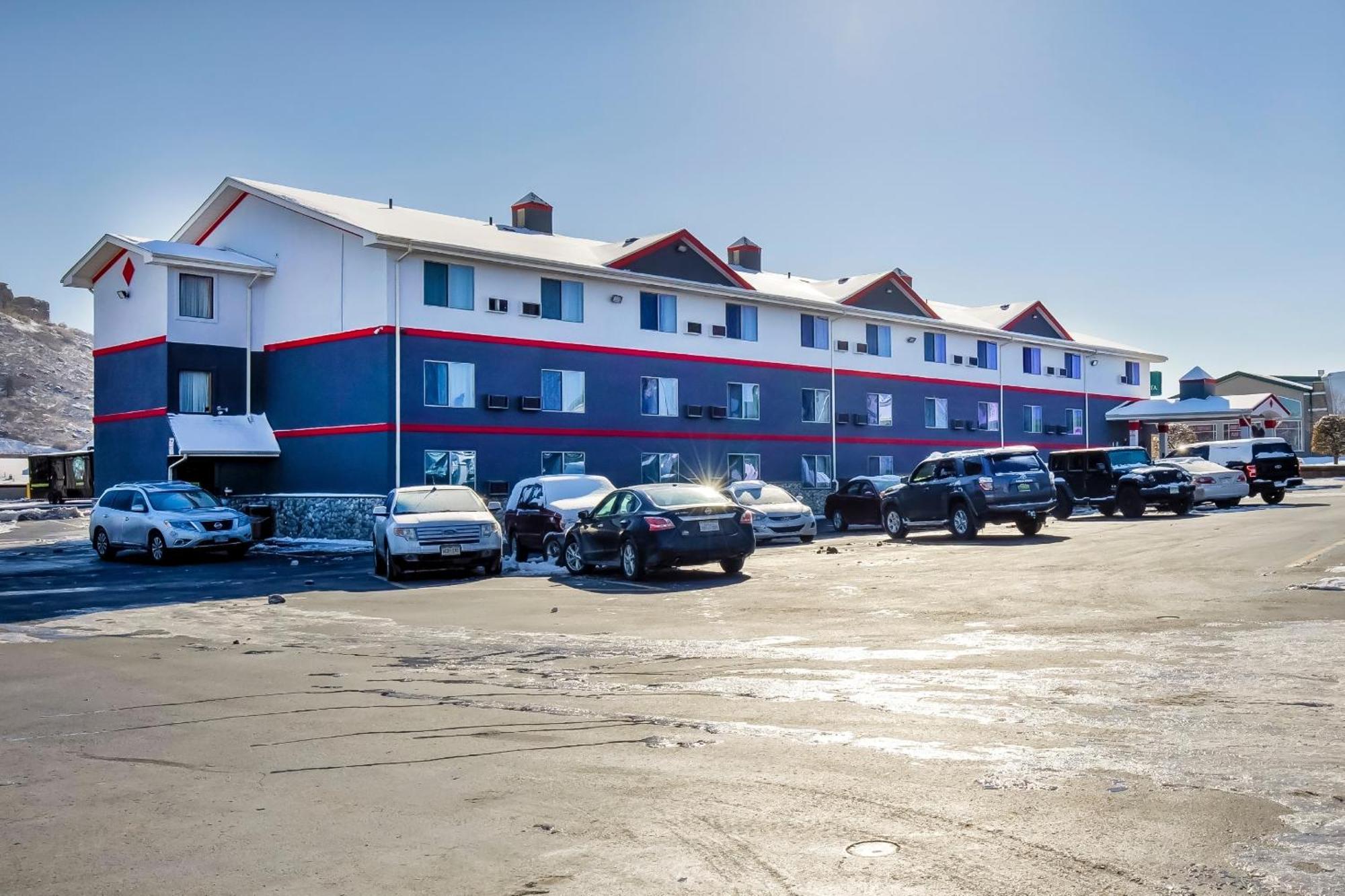 Oyo Hotel Castle Rock Co Downtown Bagian luar foto